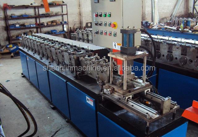 el rollo de acero de la quilla que formaba la máquina galvanizó la quilla de acero de la luz del perfil del braguero